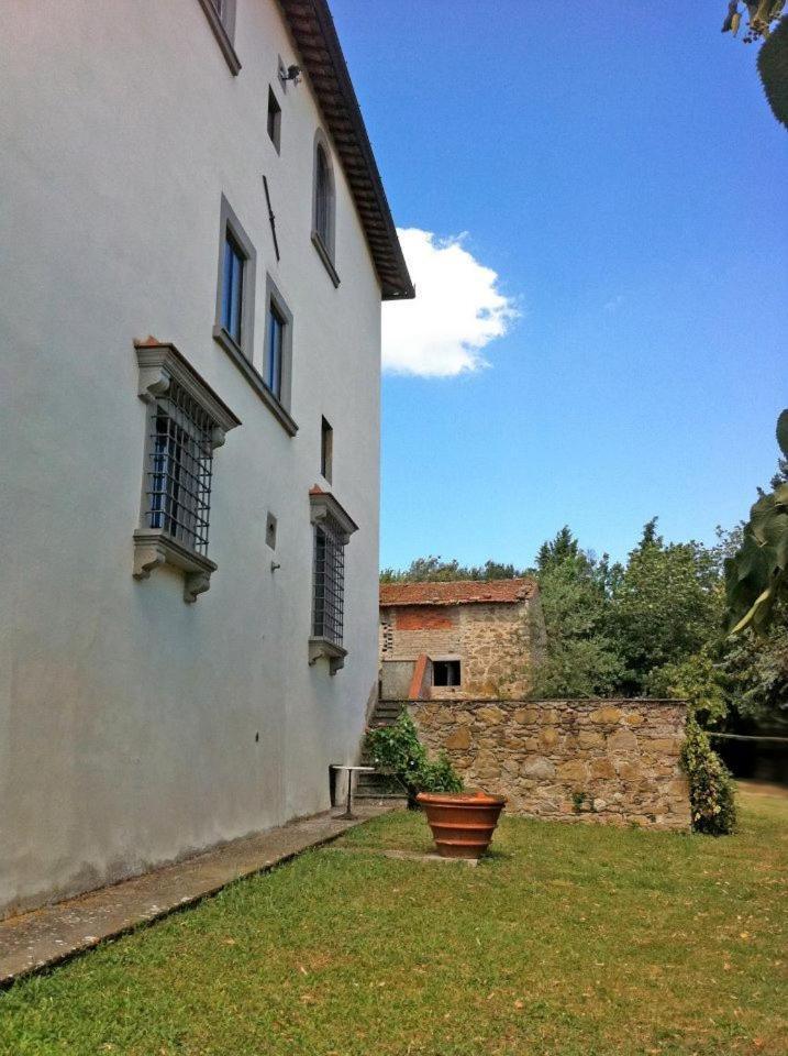 Agriturismo Il Palazzaccio Villa Galliano Exterior photo